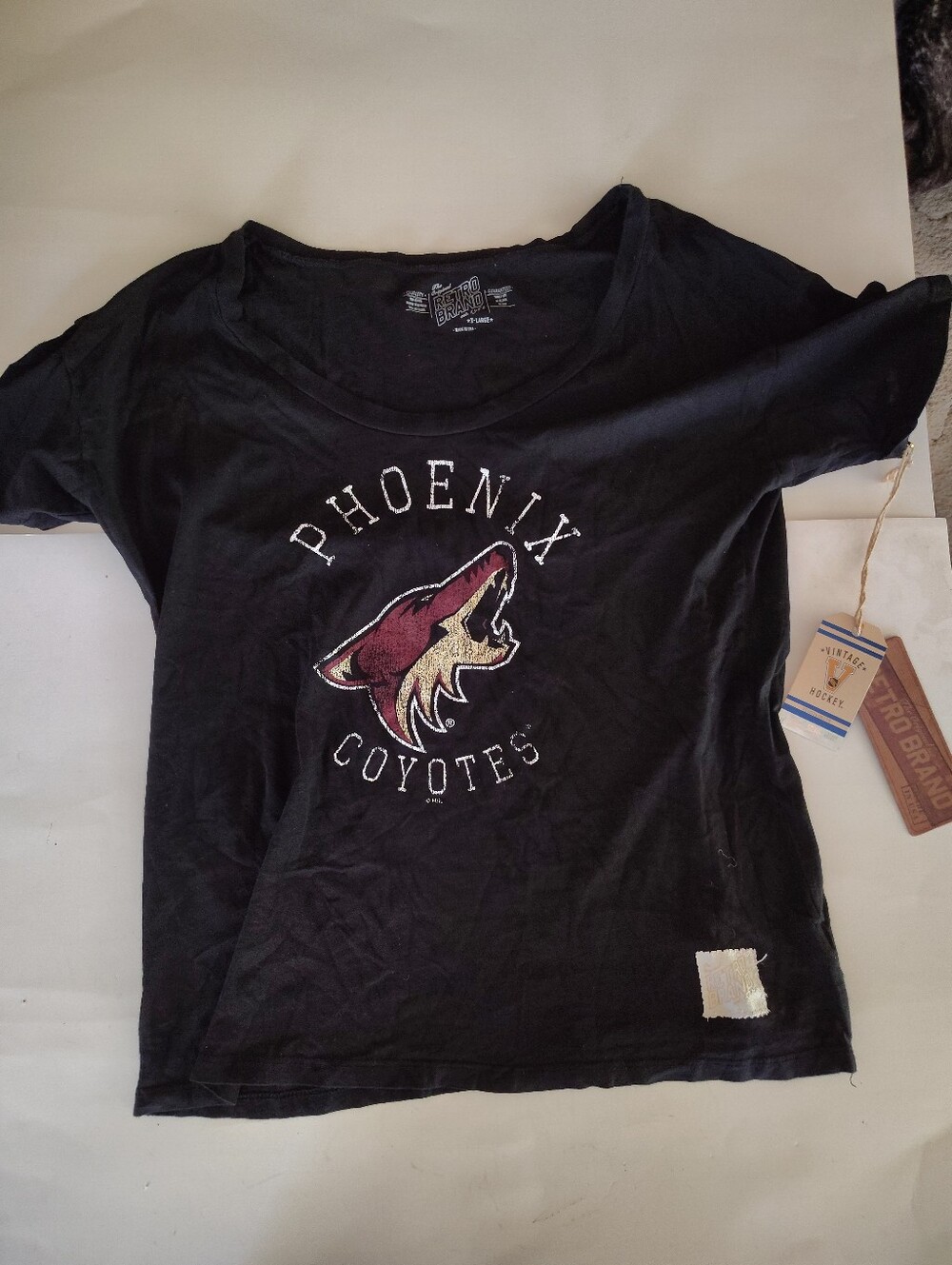 Phoenix Coyotes Retro Brand Women's Scoop Neck Black  Size XL Made in USA